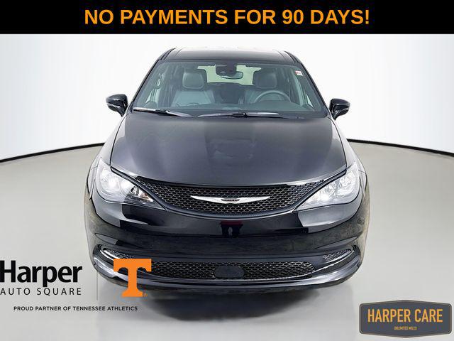 2025 Chrysler Voyager VOYAGER
