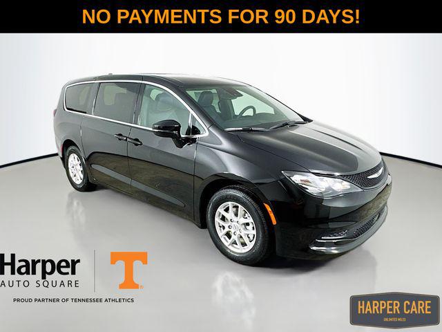 2025 Chrysler Voyager VOYAGER