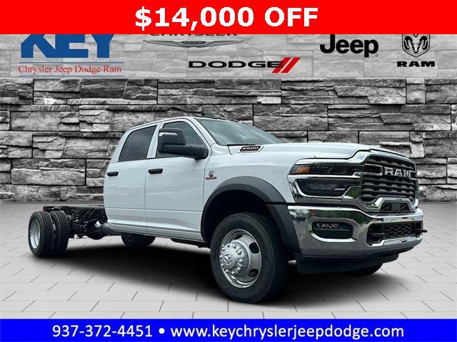 2025 RAM Ram 5500 Chassis Cab RAM 5500 TRADESMAN CHASSIS CREW CAB 4X4 84 CA 2025 RAM Ram 5500 Chassis Cab RAM 5500 TRADESMAN CHASSIS CREW CAB 4X4 84 CA