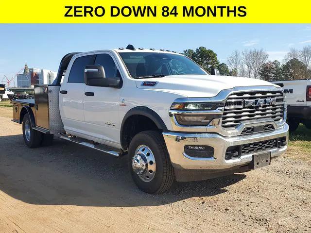 2025 RAM Ram 3500 Chassis Cab RAM 3500 BIG HORN CREW CAB CHASSIS 4X4 60 CA 2025 RAM Ram 3500 Chassis Cab RAM 3500 BIG HORN CREW CAB CHASSIS 4X4 60 CA