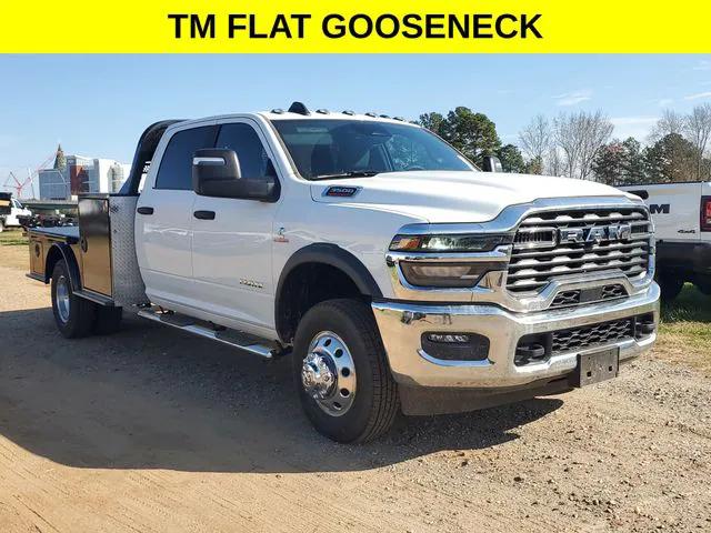 2025 RAM Ram 3500 Chassis Cab RAM 3500 BIG HORN CREW CAB CHASSIS 4X4 60 CA