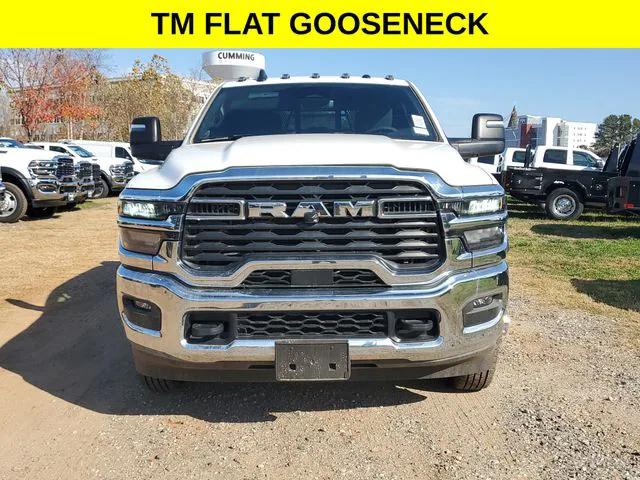 2025 RAM Ram 3500 Chassis Cab RAM 3500 BIG HORN CREW CAB CHASSIS 4X4 60 CA