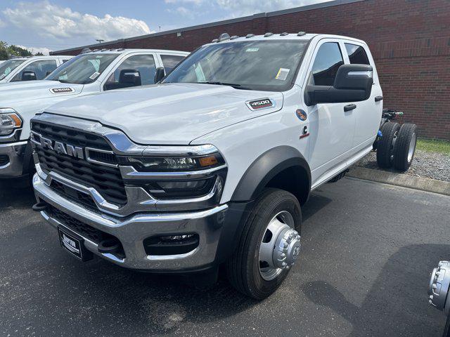 2025 RAM Ram 4500 Chassis Cab RAM 4500 TRADESMAN CHASSIS CREW CAB 4X4 60 CA