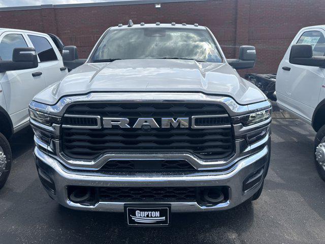 2025 RAM Ram 4500 Chassis Cab RAM 4500 TRADESMAN CHASSIS CREW CAB 4X4 60 CA