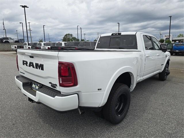 2025 RAM Ram 3500 RAM 3500 LIMITED CREW CAB 4X4 8 BOX