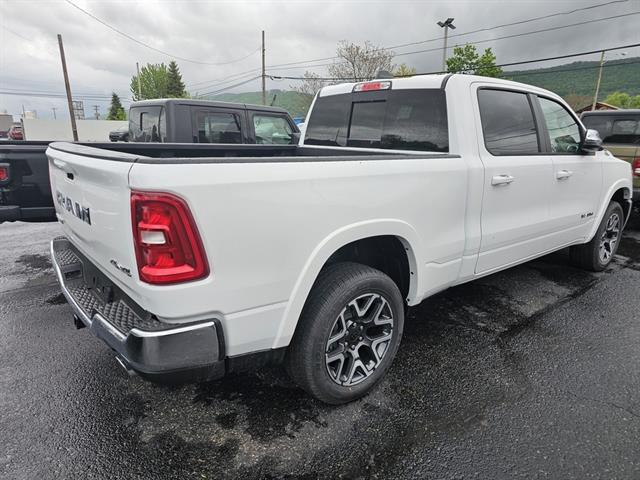 2025 RAM Ram 1500 RAM 1500 LARAMIE CREW CAB 4X4 64 BOX
