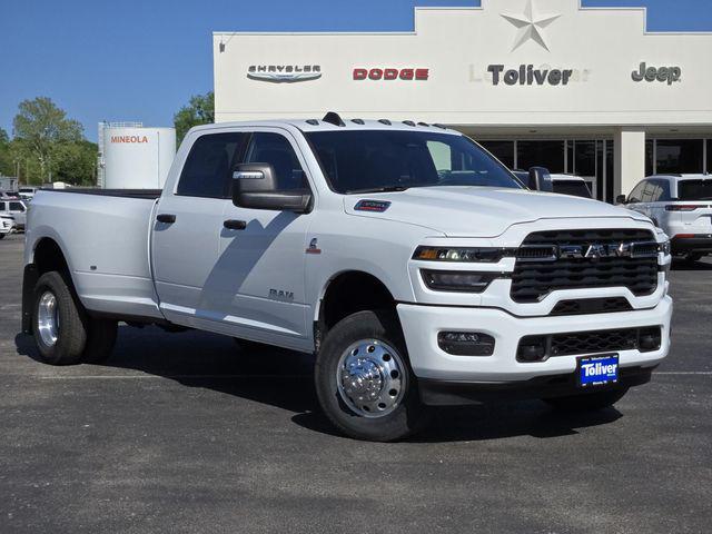 2025 RAM Ram 3500 RAM 3500 LONE STAR CREW CAB 4X4 8 BOX