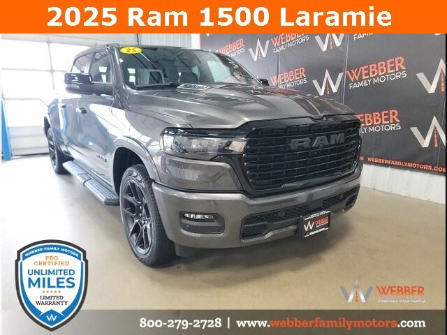 2025 RAM Ram 1500 RAM 1500 LARAMIE CREW CAB 4X4 64 BOX