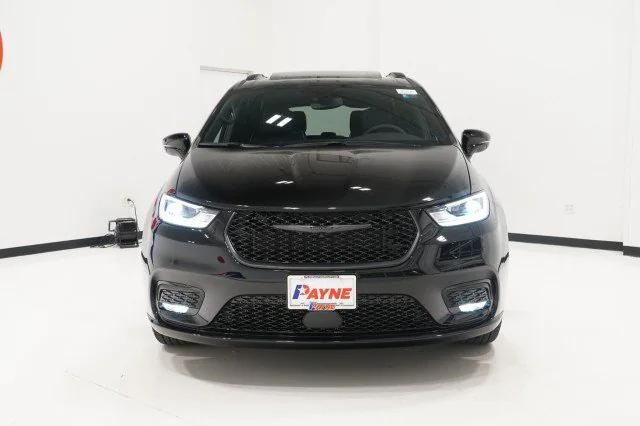 2025 Chrysler Pacifica PACIFICA LIMITED