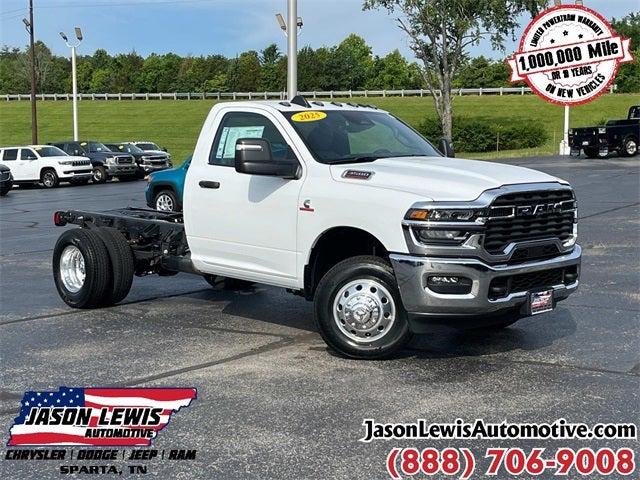 2025 RAM Ram 3500 Chassis Cab RAM 3500 TRADESMAN CHASSIS REGULAR CAB 4X4 60 CA
