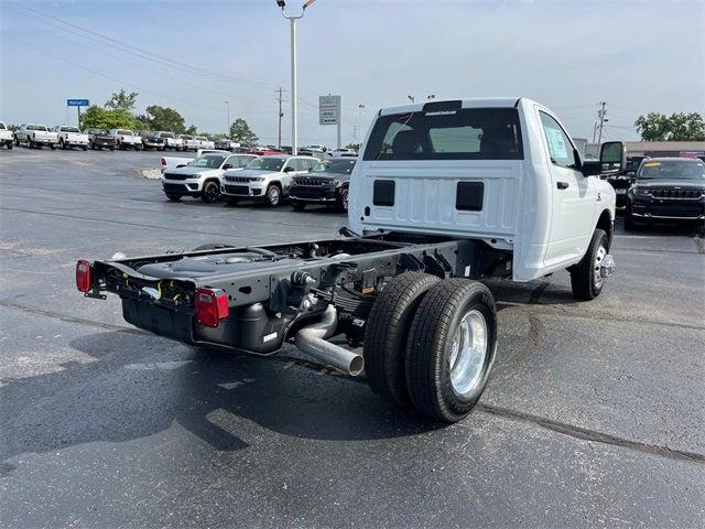 2025 RAM Ram 3500 Chassis Cab RAM 3500 TRADESMAN CHASSIS REGULAR CAB 4X4 60 CA