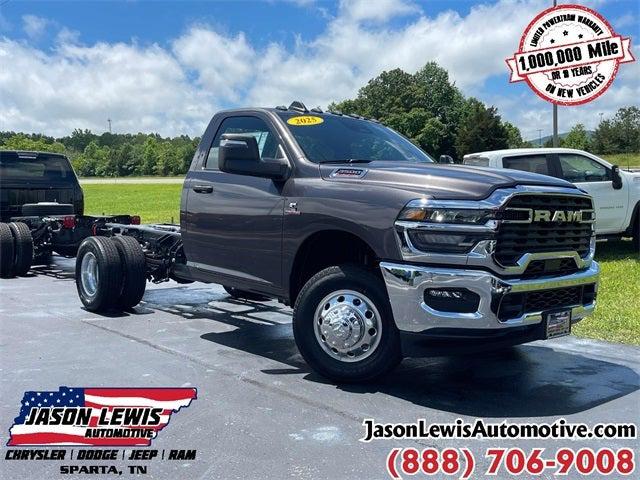 2025 RAM Ram 3500 Chassis Cab RAM 3500 TRADESMAN CHASSIS REGULAR CAB 4X4 60 CA