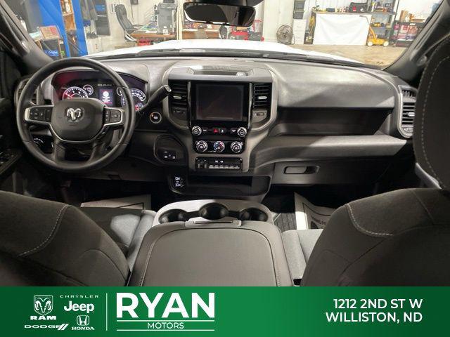 2025 RAM Ram 3500 Chassis Cab RAM 3500 TRADESMAN CREW CAB CHASSIS 4X4 60 CA 2025 RAM Ram 3500 Chassis Cab RAM 3500 TRADESMAN CREW CAB CHASSIS 4X4 60 CA