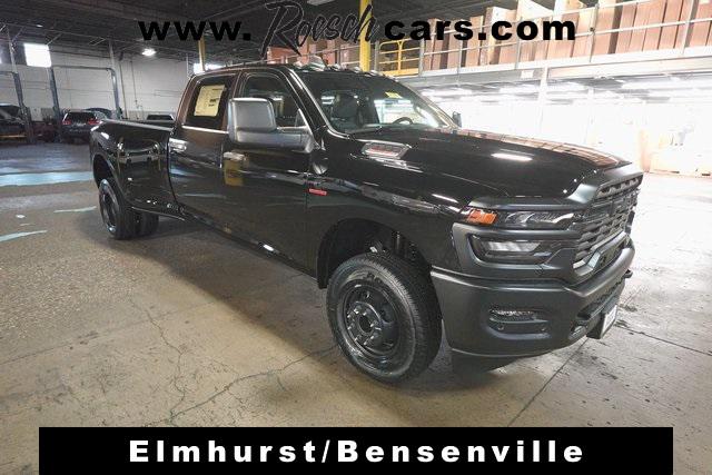 2025 RAM Ram 3500 RAM 3500 TRADESMAN CREW CAB 4X4 8 BOX