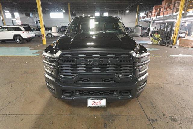 2025 RAM Ram 3500 RAM 3500 TRADESMAN CREW CAB 4X4 8 BOX
