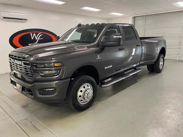 2025 RAM Ram 3500 RAM 3500 BIG HORN CREW CAB 4X4 8 BOX