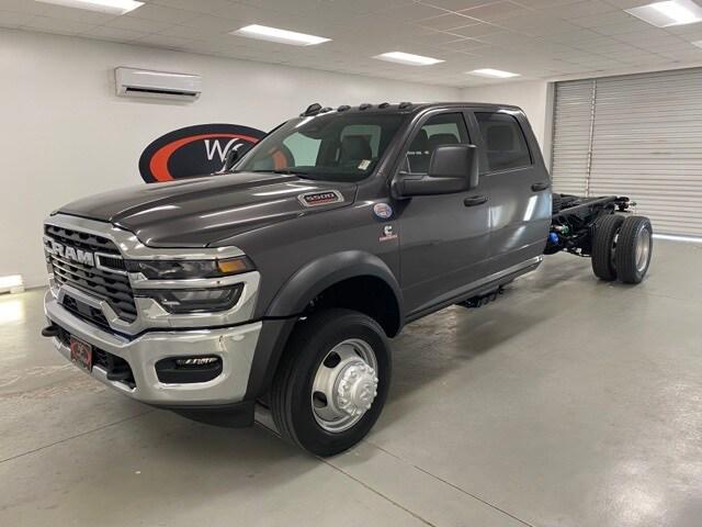2025 RAM Ram 5500 Chassis Cab RAM 5500 TRADESMAN CHASSIS CREW CAB 4X4 84 CA
