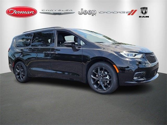 2025 Chrysler Pacifica PACIFICA LIMITED