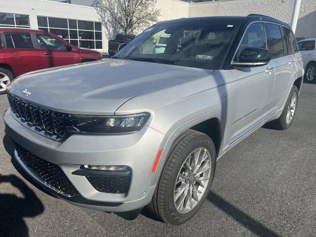 2025 Jeep Grand Cherokee GRAND CHEROKEE SUMMIT 4X4