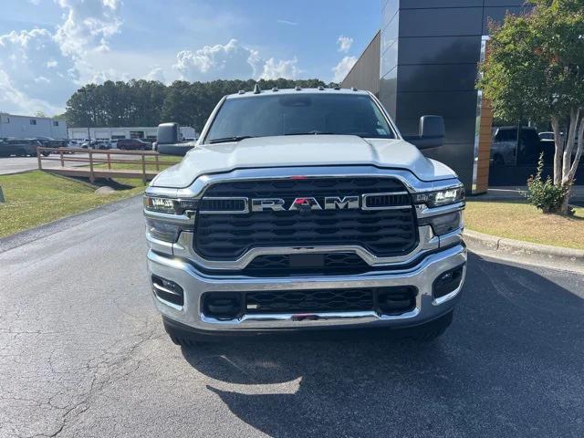 2025 RAM Ram 2500 RAM 2500 TRADESMAN CREW CAB 4X4 8 BOX
