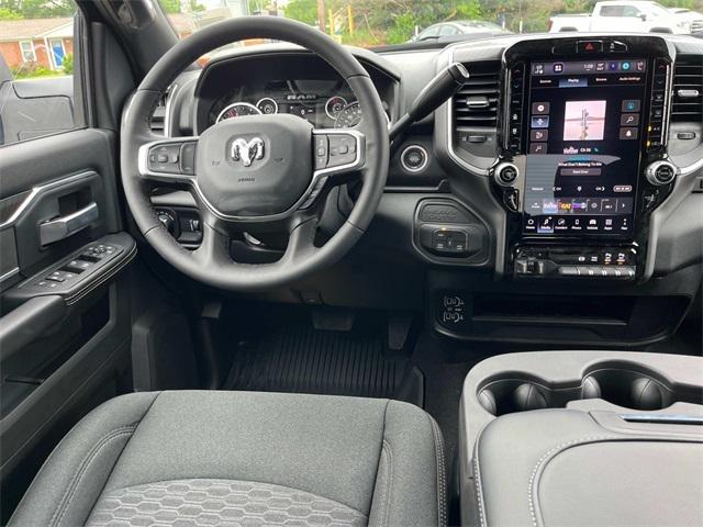2025 RAM Ram 2500 RAM 2500 BIG HORN CREW CAB 4X4 64 BOX