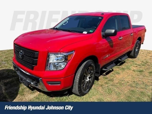 2021 Nissan TITAN Crew Cab SV 4x4