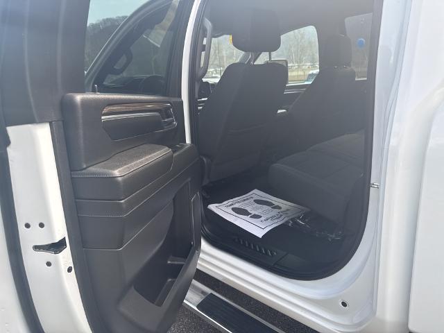 2024 Chevrolet Silverado 2500HD 4WD Crew Cab Standard Bed LT
