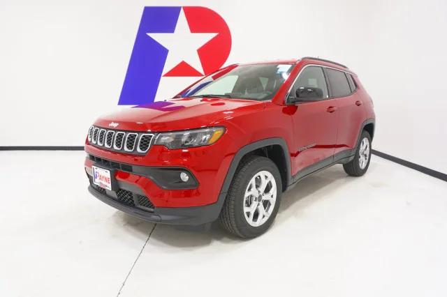 2025 Jeep Compass COMPASS LATITUDE 4X4