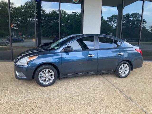 2017 Nissan Versa 1.6 SV