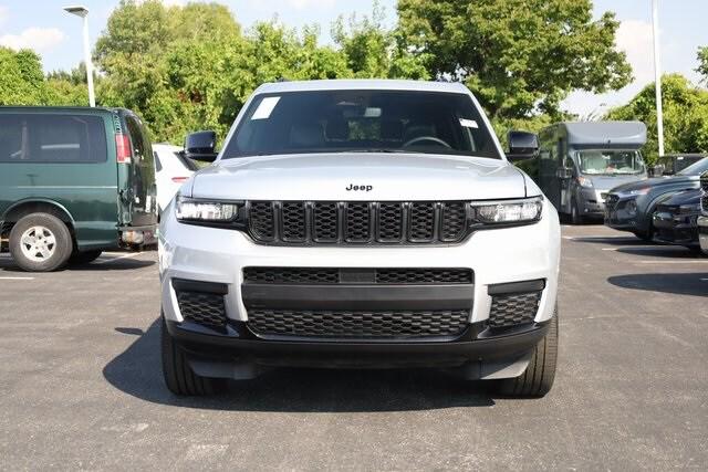 2023 Jeep Grand Cherokee L Altitude 4x4 2023 Jeep Grand Cherokee L Altitude 4x4