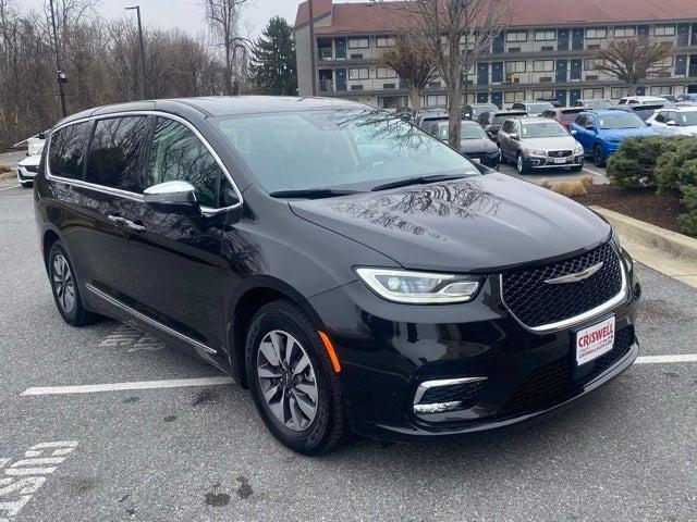 2023 Chrysler Pacifica Hybrid Limited