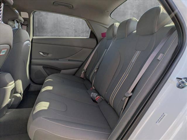 2025 Hyundai Elantra Hybrid SEL Sport