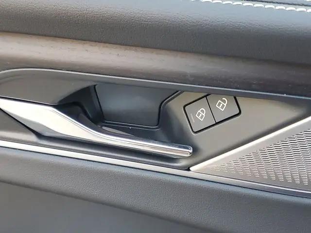 2026 Jaguar F-PACE R-Dynamic S P400 AWD Automatic