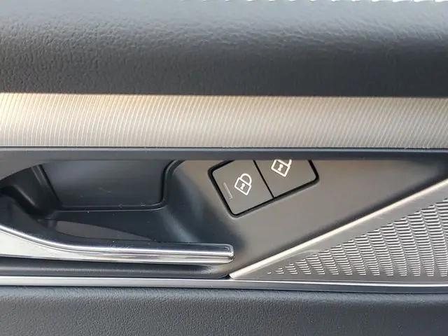2026 Jaguar F-PACE R-Dynamic S P400 AWD Automatic