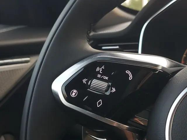 2026 Jaguar F-PACE R-Dynamic S P400 AWD Automatic