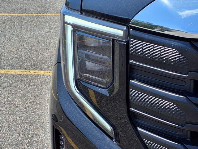 2025 GMC Sierra 1500 4WD Double Cab Standard Box Pro