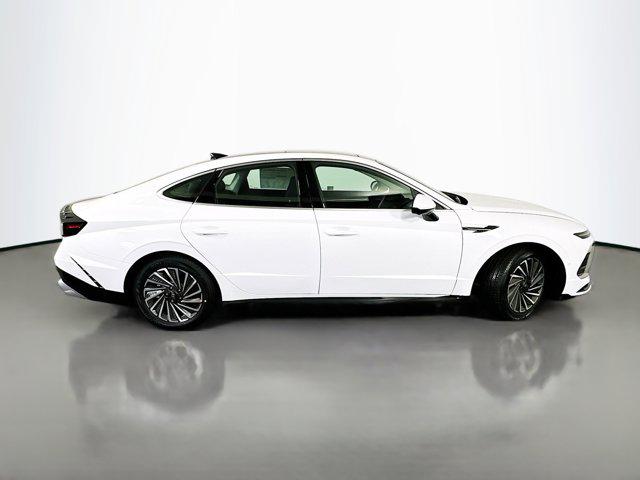 2025 Hyundai Sonata Hybrid Limited - Photo 8