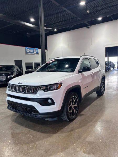 2024 Jeep Compass Latitude 4x4 for sale in Sterling Heights, MI