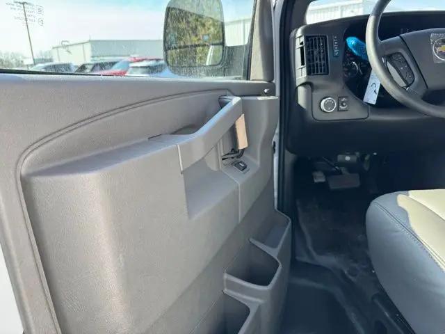 2025 Chevrolet Express Cargo Van RWD 2500 Regular Wheelbase WT