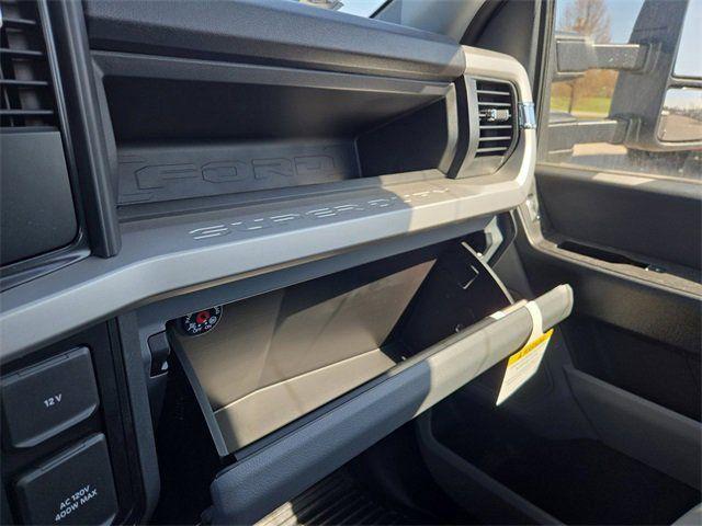 2025 Ford F-450 XL