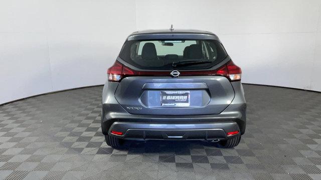 2025 Nissan Kicks S