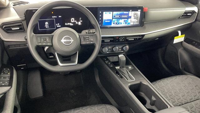 2025 Nissan Kicks SV FWD