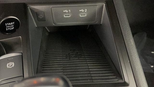 2025 Nissan Kicks SV FWD