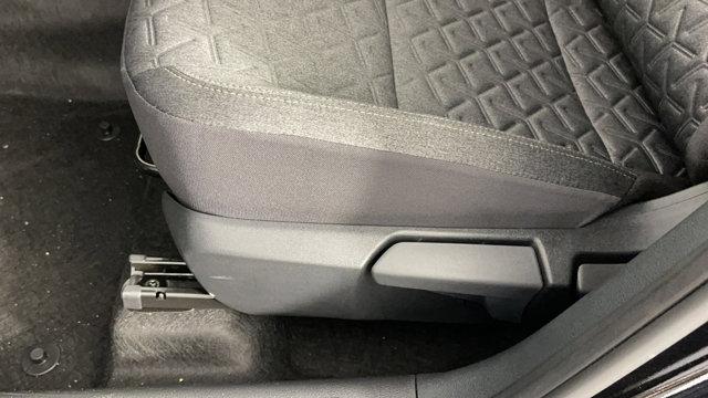 2025 Nissan Kicks SV FWD