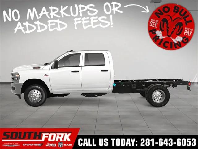 2025 RAM Ram 3500 Chassis Cab RAM 3500 TRADESMAN CREW CAB CHASSIS 4X2 60 CA