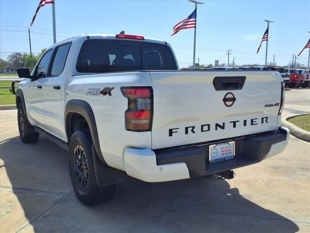 2023 Nissan Frontier Crew Cab PRO-4X 4x4