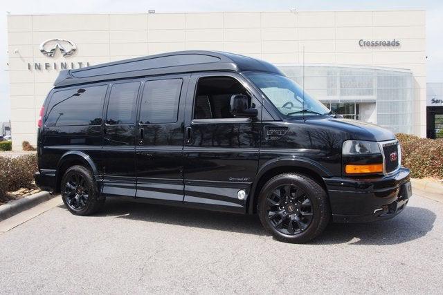 2022 GMC Savana Cargo RWD 2500 Regular Wheelbase Work Van