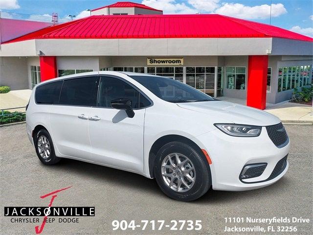 2025 Chrysler Pacifica PACIFICA SELECT