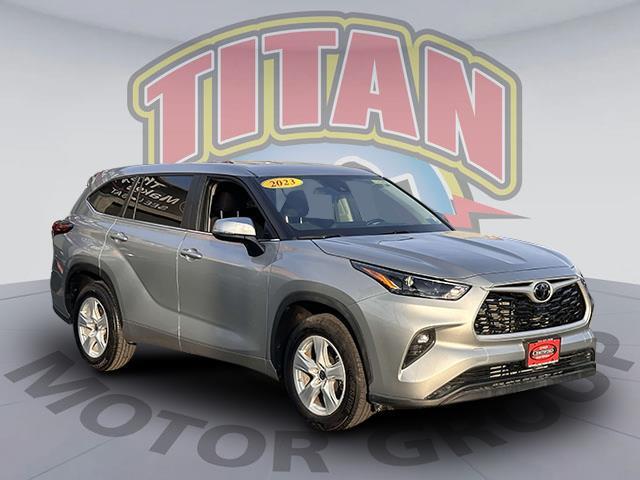 2023 Toyota Highlander LE [11]