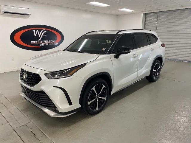 2022 Toyota Highlander XSE